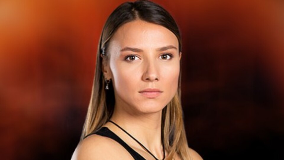 Survivor Elif kimdir?