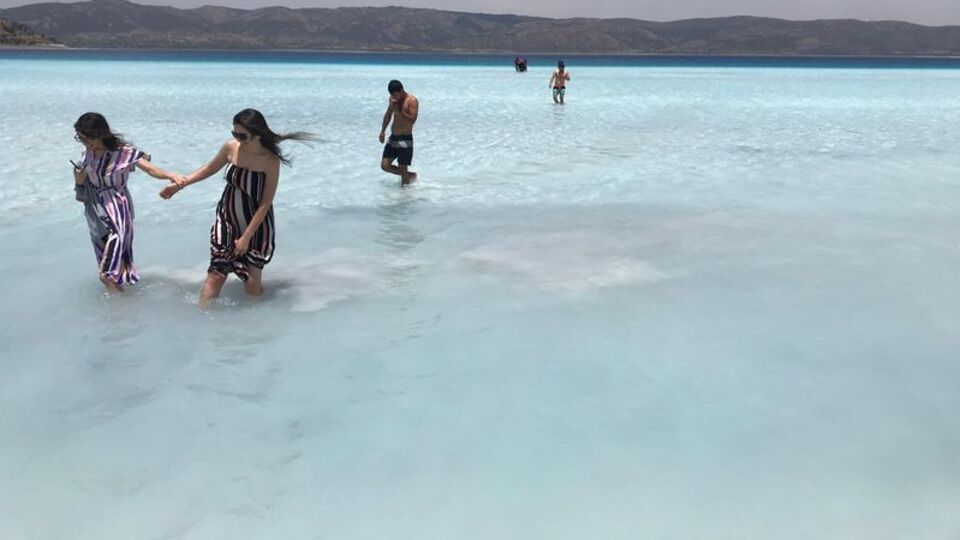 Salda Gölü'nde 1 Ağustos'tan itibaren sigara yasak