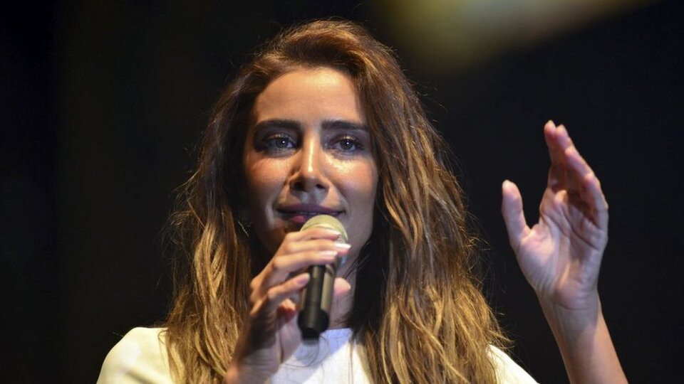 Sıla, şiddet iddialarının ardından Rubato'nın solisti Özer Arkun ile arkadaşlığını kestiğini açıkladı