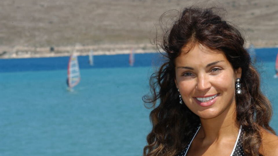 Esin Moralıoğlu kimdir?