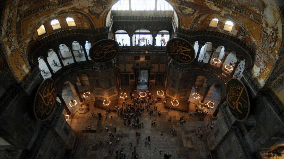 İşte Ayasofya'da yapılacak düzenlemeler