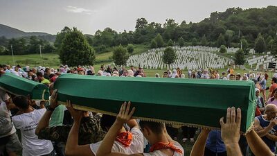 Srebrenitsa Soykırımı'nın 25. yıldönümü