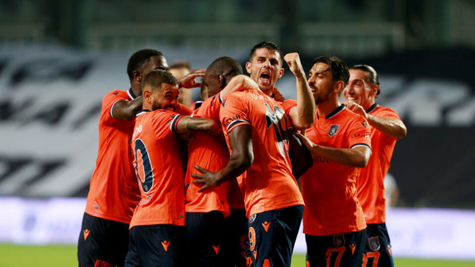 Başakşehir tarihi başarı peşinde