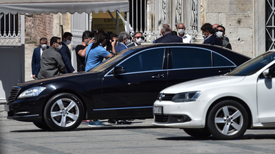 Ayasofya'da namaz hazırlığı