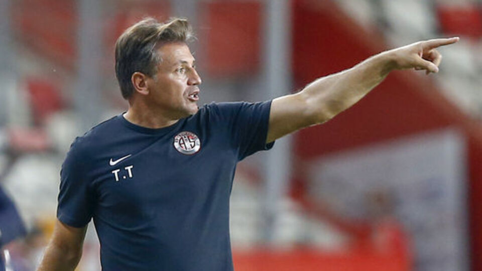 "Tüm sınırlamalara karşıyım"