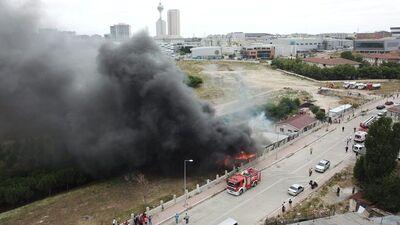 İşçilerin kaldığı konteynerlerde yangın