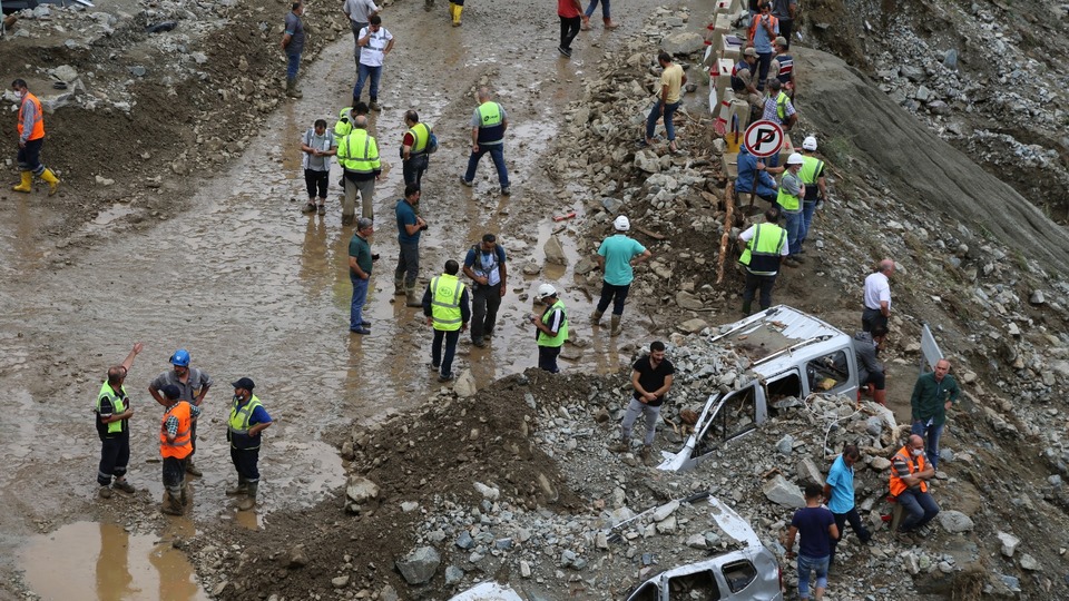 Artvin'deki sel felaketinden acı haber!