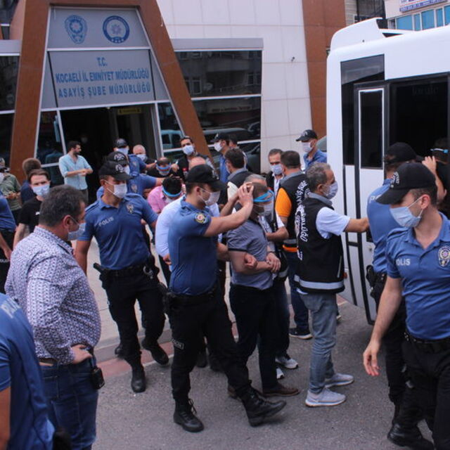 İşkenceyle senet imzalatan çete