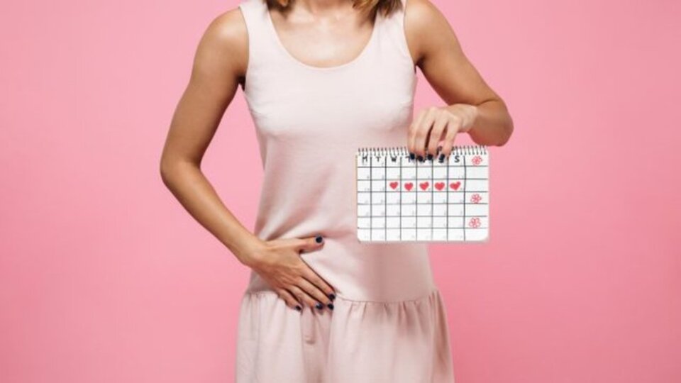 İlk adet (Regl) kanaması nasıl olur?