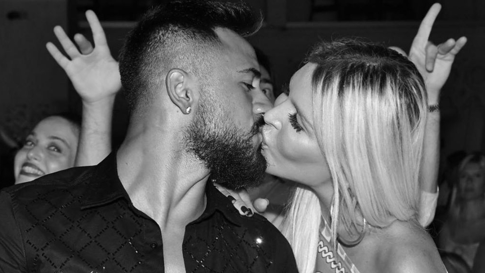 "Tarifi yok aşkın"