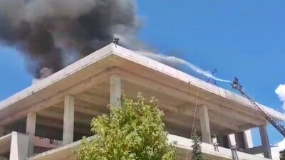 Tunceli'de iki işçi yangında mahsur kaldı!