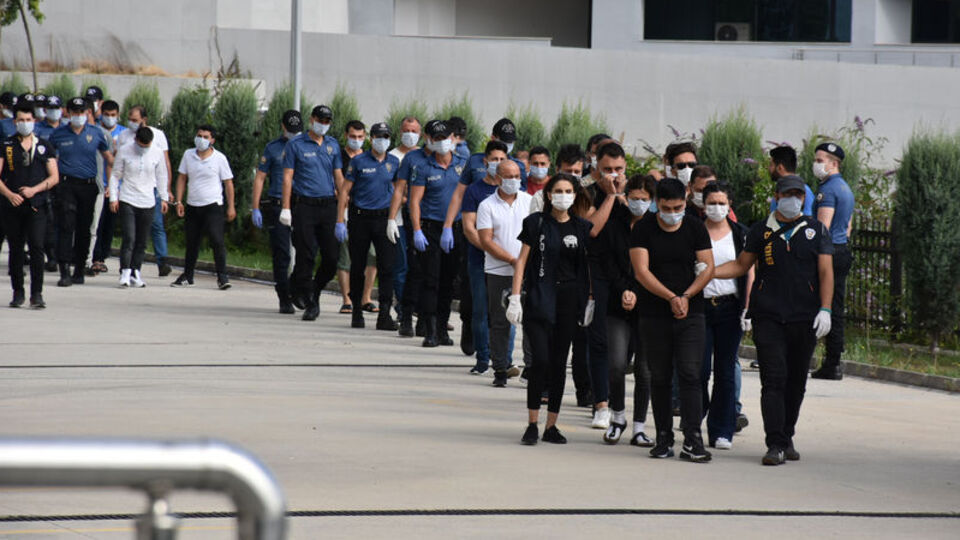 Kocaeli'de yasa dışı bahis operasyonu
