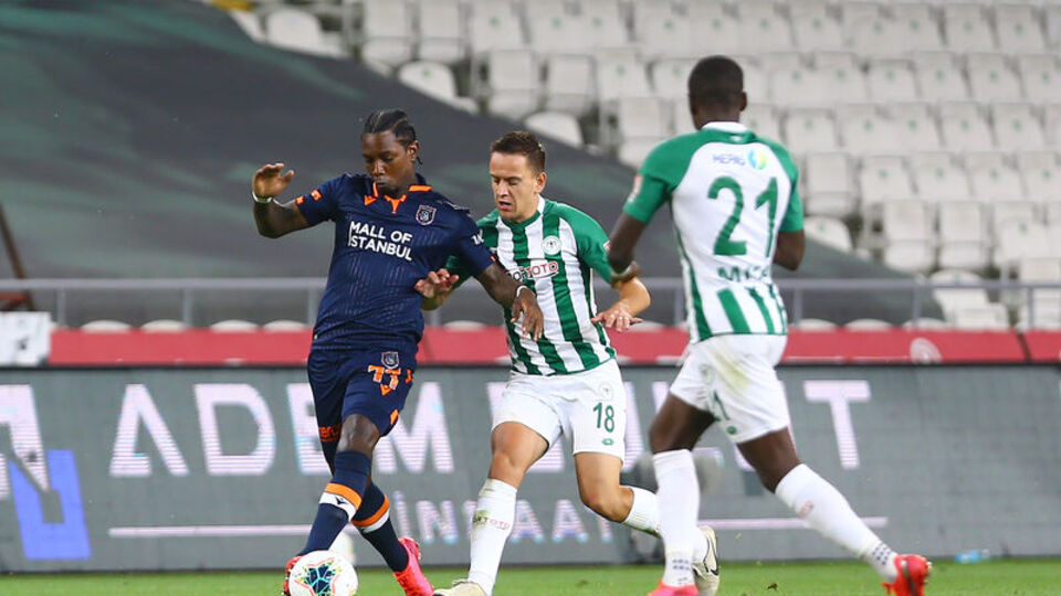 Elia'dan transfer açıklaması!