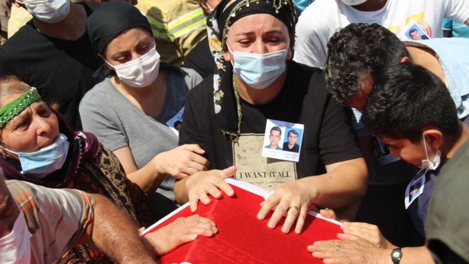 Şehit olan orman işçilerine veda