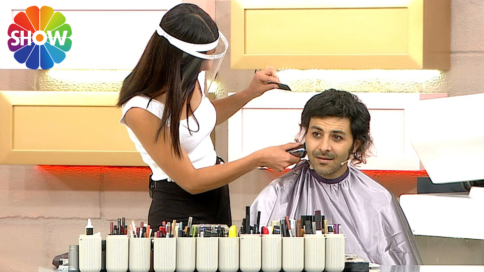 Kuaförüm Sensin'de aşk iddiaları!