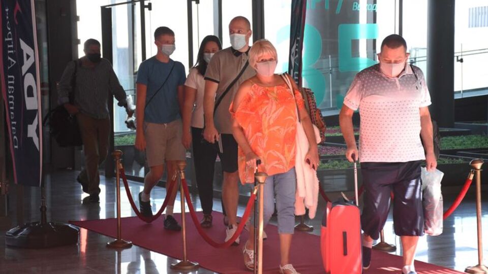 İngiliz turistlere kırmızı halılı karşılama