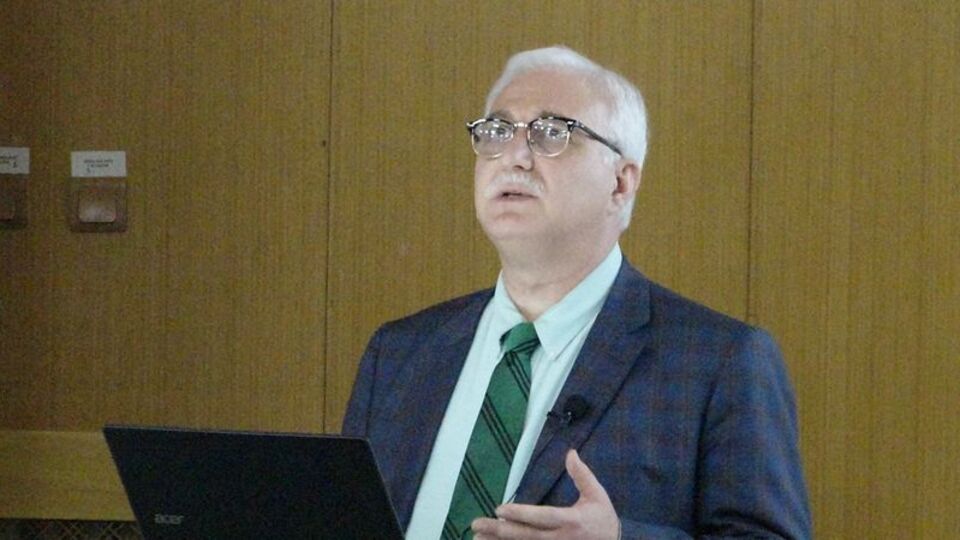 Prof. Özlü'den koronavirüs için 'tarihi' uyarı!