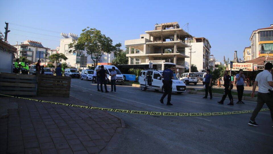 'Cenaze' husumetinde meydan savaşı: 2 ölü, 4 yaralı!