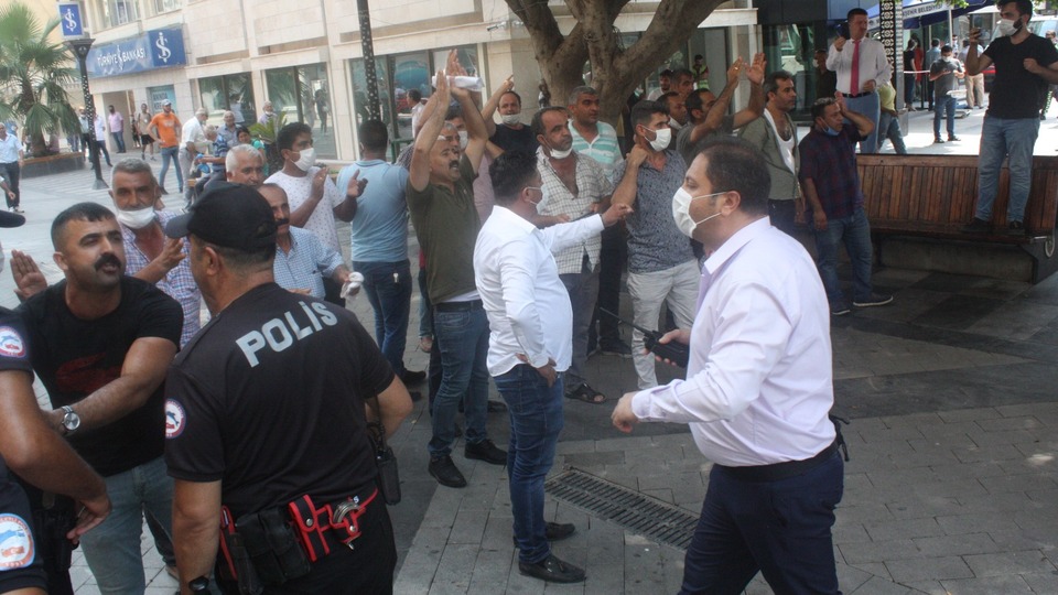 Mersin'de minibüs hattı gerginliği