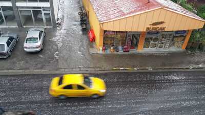 Ardahan'da şiddetli sağanak zor anlar yaşattı