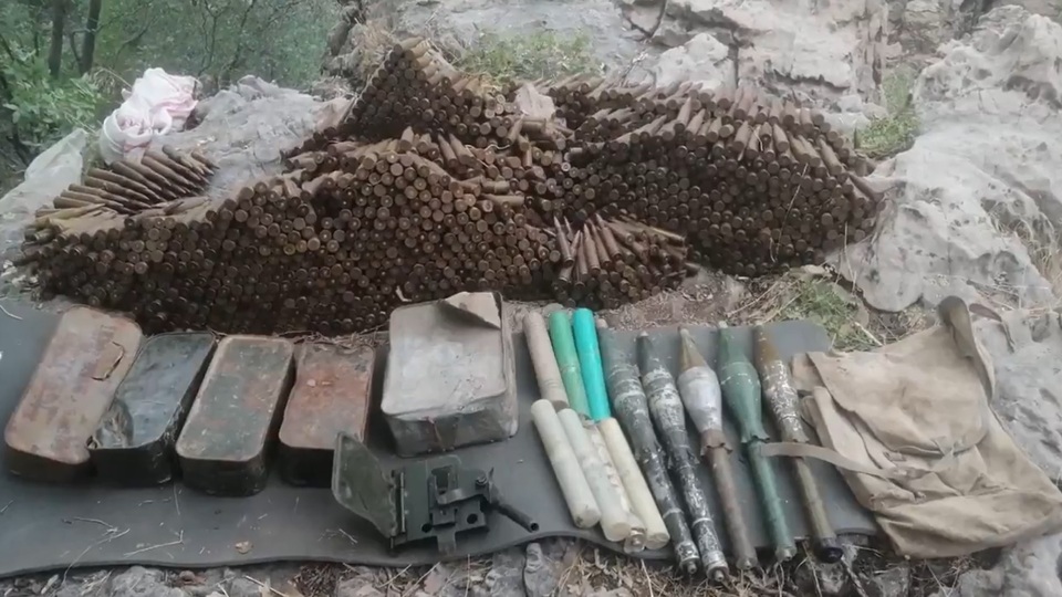 Pençe-Kaplan Operasyonu'nda silah ve mühimmat ele geçirildi