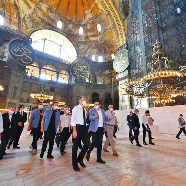 "Gli hayatından çok memnun merak etmeyin"