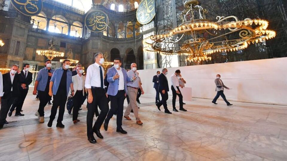 "Gli hayatından çok memnun merak etmeyin"