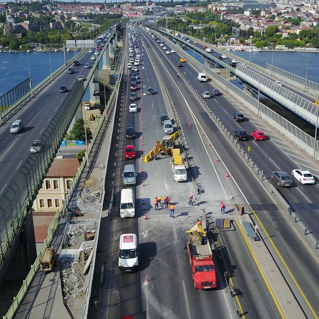 Haliç Köprüsü'nde bir ay sürecek yol çalışması başladı