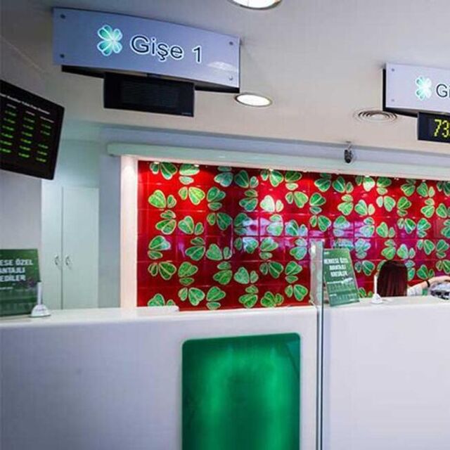 Bankalar saat kaçta açılıyor?