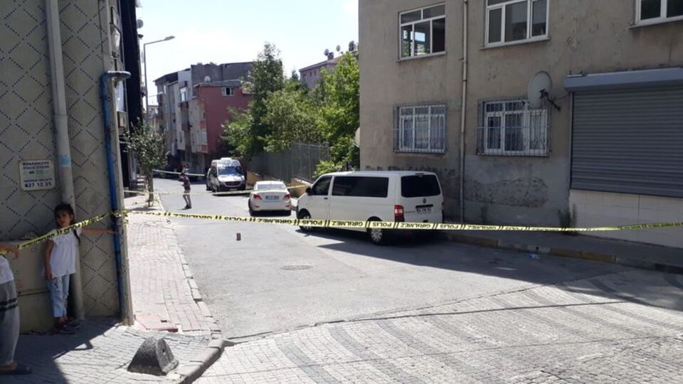 Bağcılar'da polise silahlı saldırı: 1 şehit