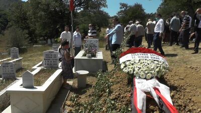 Şehit kardeşinin yanına defnedildi