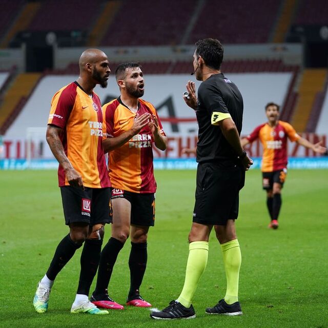 Koray Gençerler, 3 kez VAR'a gitti