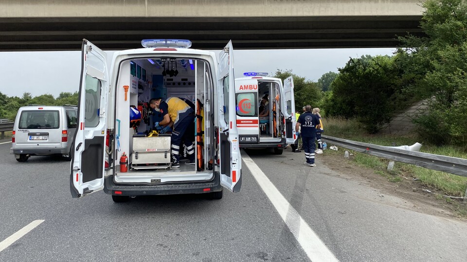 TEM'de feci kaza: 1 ölü, 3 yaralı!