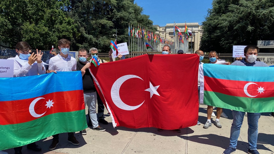 BM Cenevre ofisi önünde Ermenistan saldırılarına protesto!
