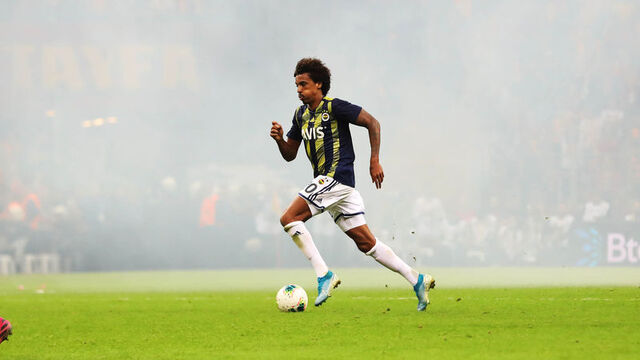 Luiz Gustavo şoku!