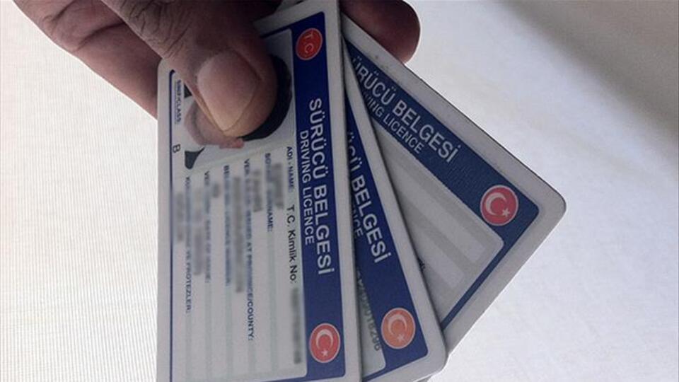 Ehliyet almak için gerekli belgeler neler?