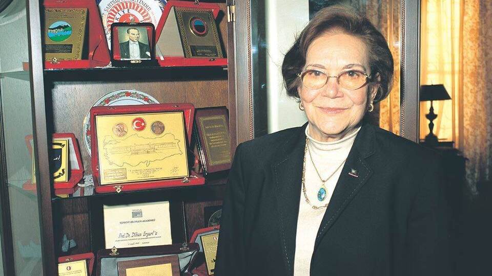 Google'dan sürpriz! Dilhan Eryurt için özel doodle