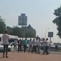 Trafiğin ortasındaki bu görüntüye ceza yağdı!