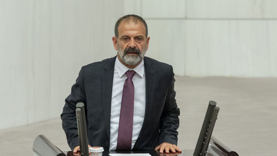 Tecavüzle suçlanan HDP'li Tuma Çelik partisinden ihraç edildi