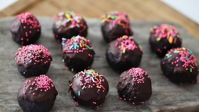 Nefis çikolata topları için pratik tarifler