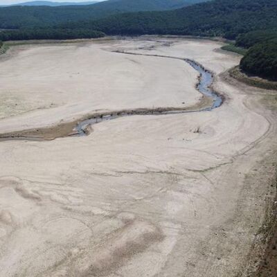 İstanbul'un su ihtiyacını karşılayan Trakya'daki barajlar kurudu