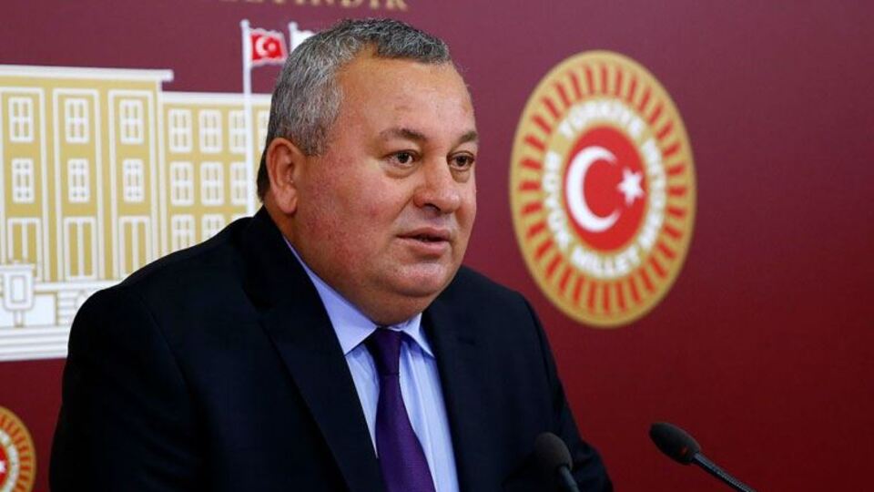 Cemal Enginyurt kimdir?