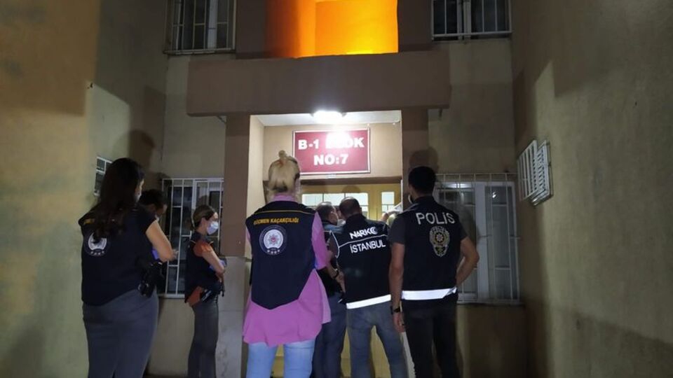 Konya merkezli 6 ilde FETÖ operasyonu