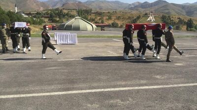 Hakkari şehitleri için ilk tören