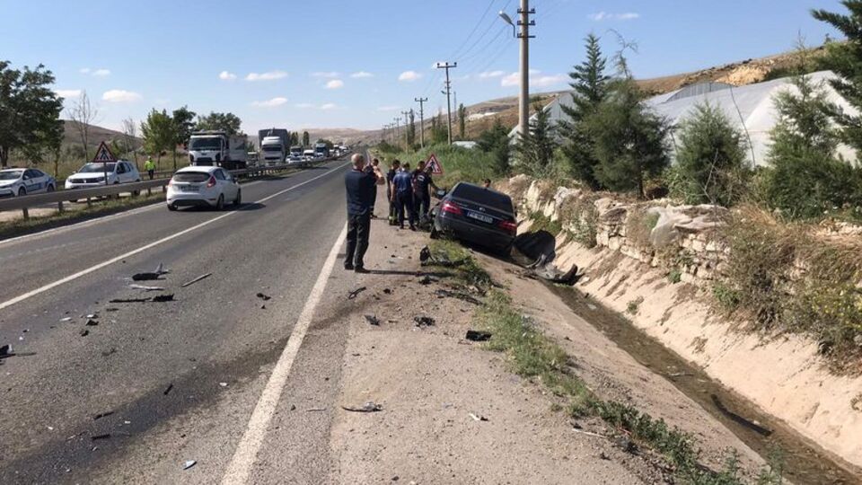 Sinop Valisi trafik kazası geçirdi