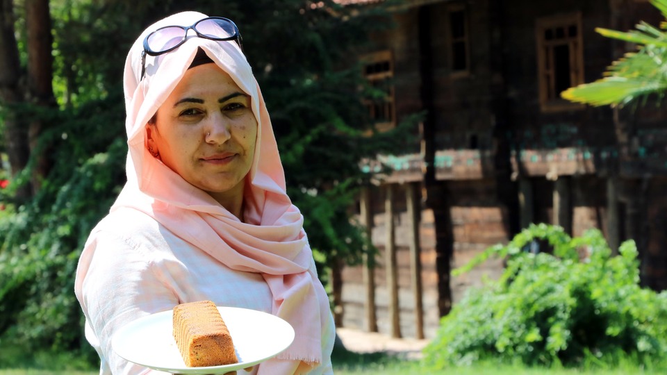 Keki erken ikram etti, kovuldu