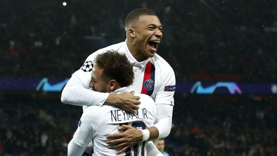 Mbappe PSG'de kalacak