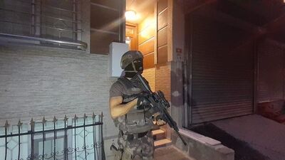 İnternet dolandırıcılarına şafak operasyonu