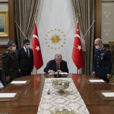 Cumhurbaşkanı Erdoğan YAŞ kararlarını onayladı!