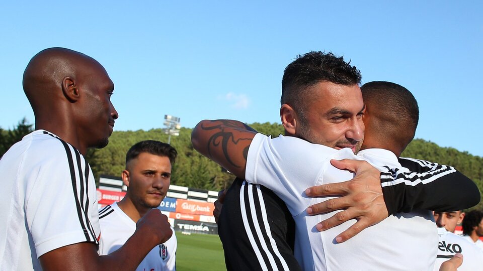 Beşiktaş'ta ayrılık açıklandı